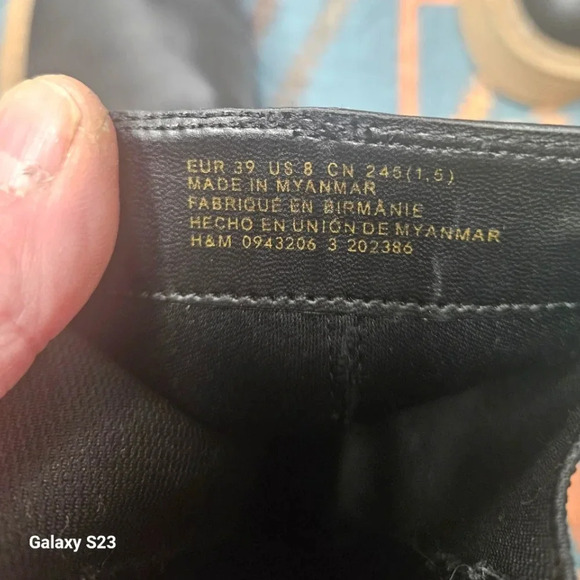 H&M High‎ profile chelsea boots - Picture 6 of 6